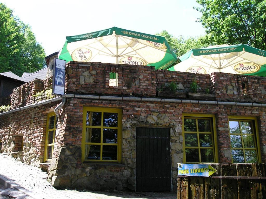 Hotel Podzamcze Tarnów Exterior foto
